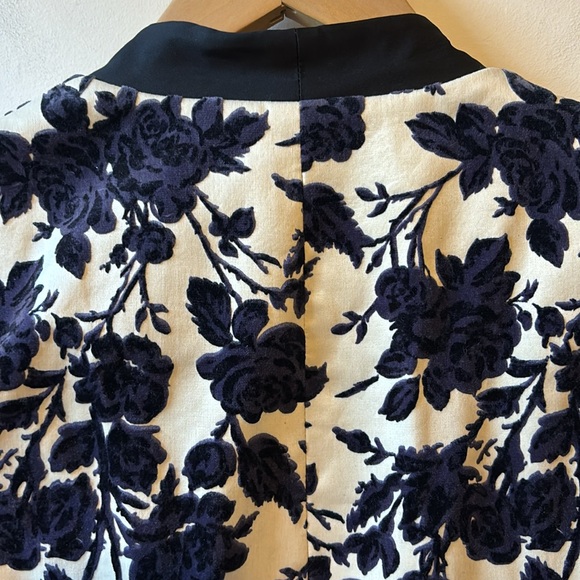 Tory Burch Dayton Velour Floral Blazer - Picture 11 of 11